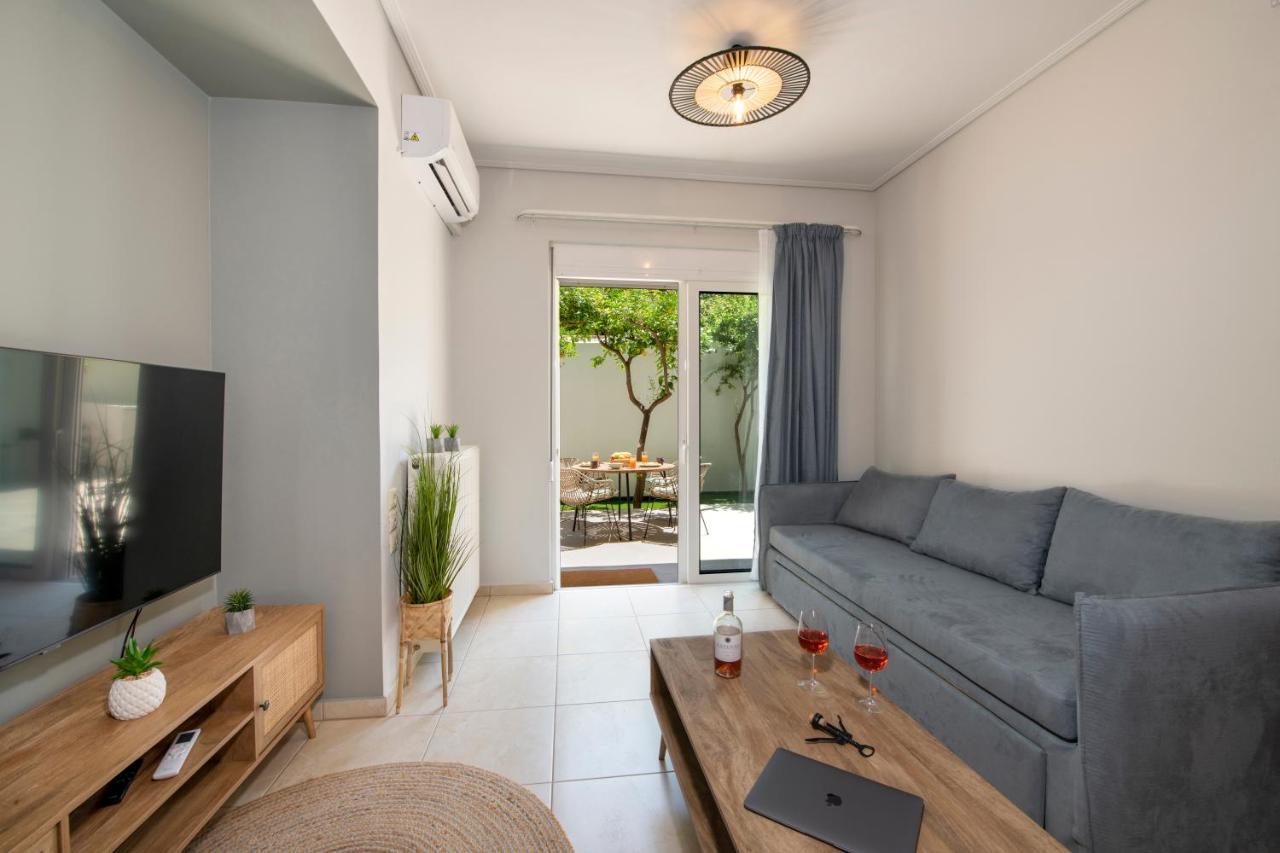 Inner City Retreat Apartment Chrissi Akti Chania Exterior foto