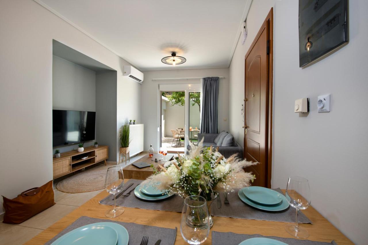 Inner City Retreat Apartment Chrissi Akti Chania Exterior foto