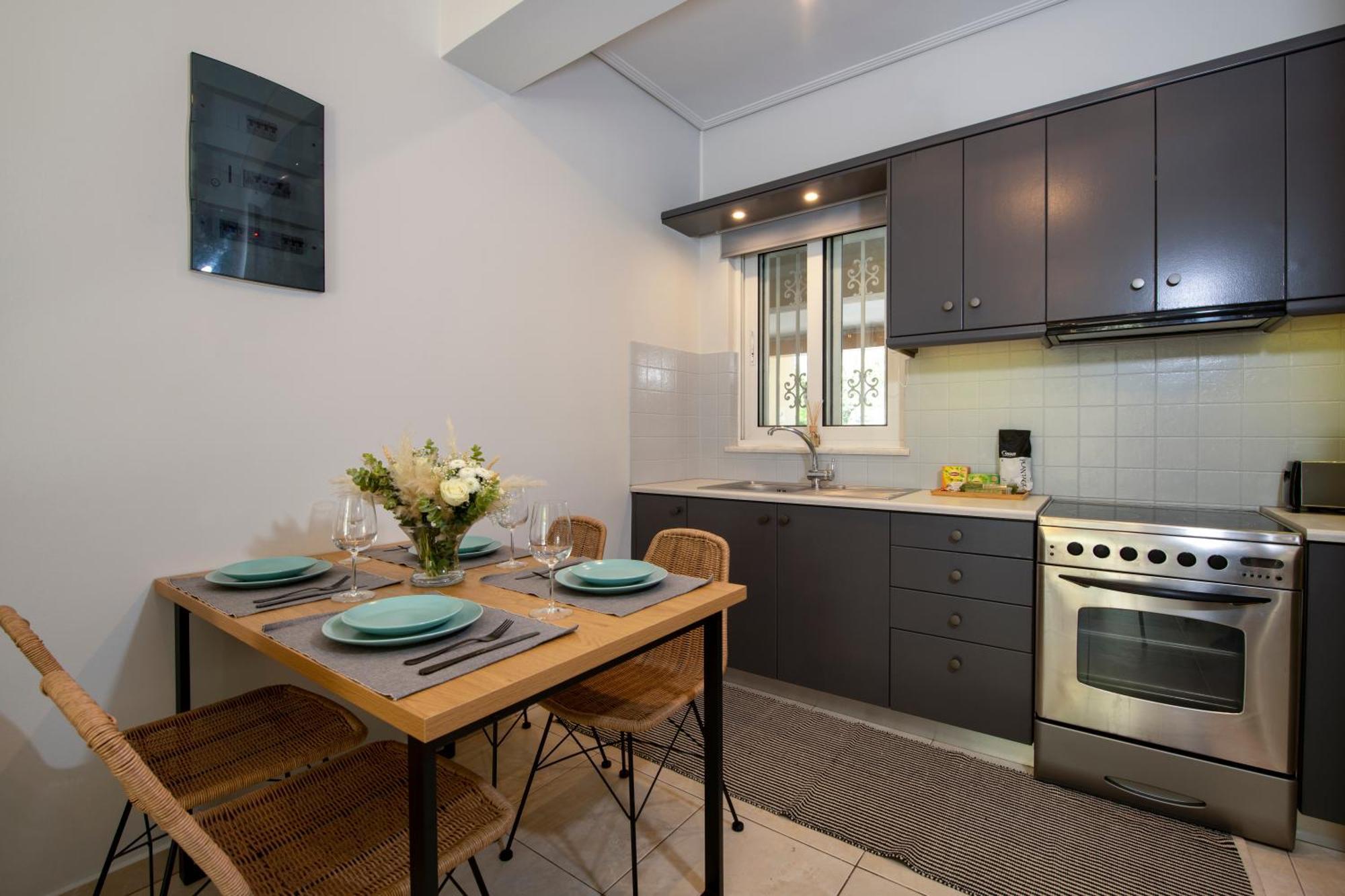 Inner City Retreat Apartment Chrissi Akti Chania Exterior foto